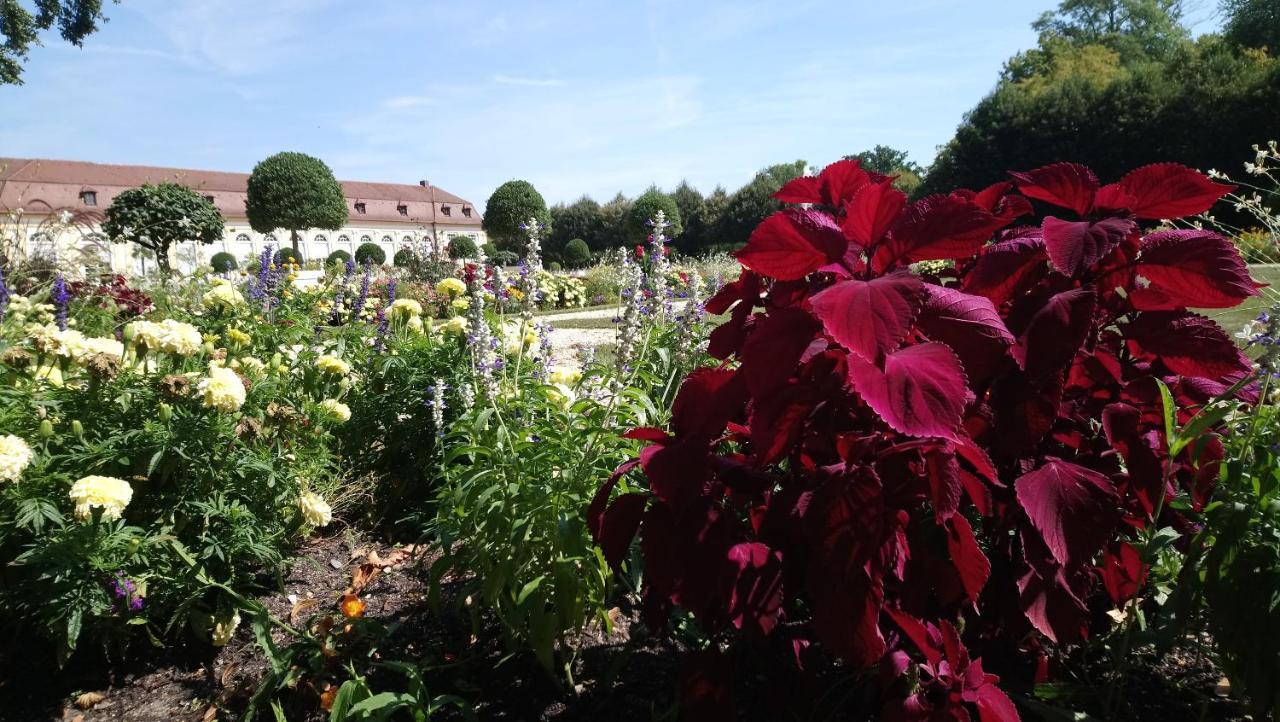 Der Platengarten Ansbach Bagian luar foto